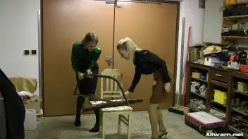 Wet And Messy Workshop Screencap 4 on www.sinx.com