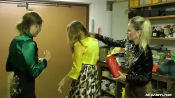 Wet And Messy Workshop Screencap 46 on www.sinx.com