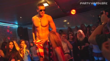 Party Hardcore Gone Crazy Vol. 15 Part 2 - Cam 4 Screencap 30 on www.sinx.com