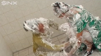Two Messy Babes Covered In Foam Screencap 58 on www.sinx.com