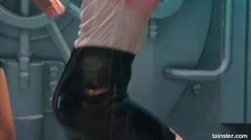 Spectacular wetlook dancing Screencap 31 on www.sinx.com