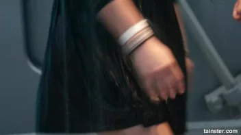 Spectacular wetlook dancing Screencap 39 on www.sinx.com