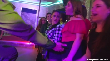 Party Hardcore Gone Crazy Vol. 40 Single Cut: Part 2 - Cam 1 Screencap 51 on www.sinx.com