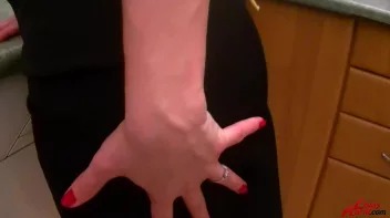 Putting Kitchen Utensils To Good Use Screencap 5 on www.sinx.com