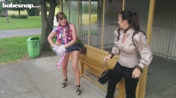 Proudly Pulling Hair And Pantyhose In Public Screencap 9 on www.sinx.com