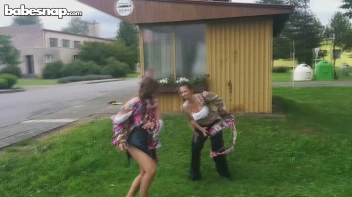 Proudly Pulling Hair And Pantyhose In Public Screencap 25 on www.sinx.com