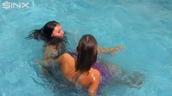Catfighting Girls Get Soaked In The Pool Screencap 41 on www.sinx.com