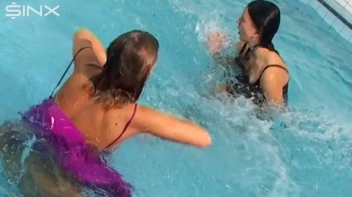 Catfighting Girls Get Soaked In The Pool Screencap 46 on www.sinx.com