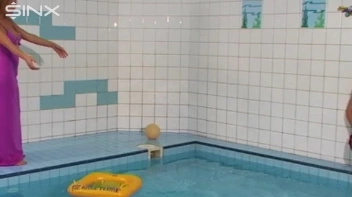 Catfighting Girls Get Soaked In The Pool Screencap 8 on www.sinx.com