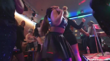 Party Hardcore Gone Crazy Vol. 34 Part 7 - Cam 1 Screencap 86 on www.sinx.com