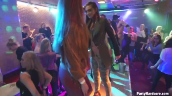 Party Hardcore Gone Crazy Vol. 34 Part 7 - Cam 1 Screencap 21 on www.sinx.com