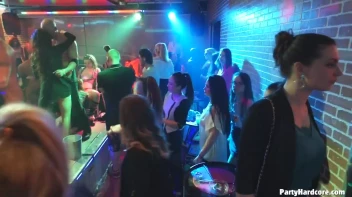 Party Hardcore Gone Crazy Vol. 34 Part 7 - Cam 1 Screencap 46 on www.sinx.com