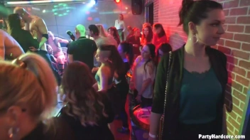 Party Hardcore Gone Crazy Vol. 34 Part 7 - Cam 1 Screencap 47 on www.sinx.com