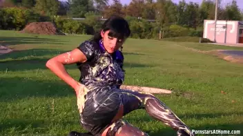 Truck Stop Mess Whore Screencap 23 on www.sinx.com