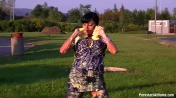 Truck Stop Mess Whore Screencap 26 on www.sinx.com