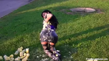 Truck Stop Mess Whore Screencap 35 on www.sinx.com