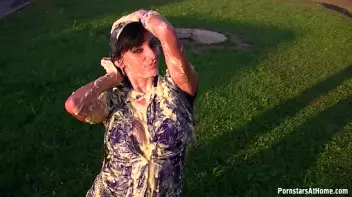 Truck Stop Mess Whore Screencap 50 on www.sinx.com