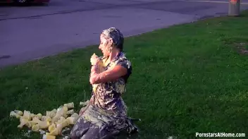 Truck Stop Mess Whore Screencap 62 on www.sinx.com