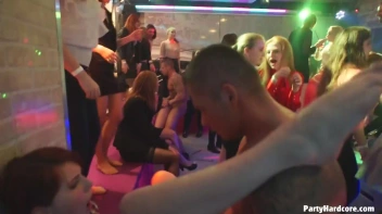 Party Hardcore Gone Crazy Vol. 33 Part 6 - Cam 1 Screencap 56 on www.sinx.com
