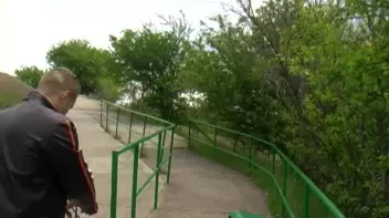 Spelunking For Bisexual Glory Screencap 1 on www.sinx.com