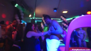 Party Hardcore Gone Crazy Vol. 37 Part 8 - Cam 3 Screencap 89 on www.sinx.com