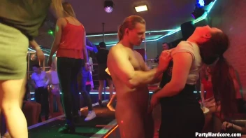 Party Hardcore Gone Crazy Vol. 35 Part 8 - Cam 4 Screencap 67 on www.sinx.com