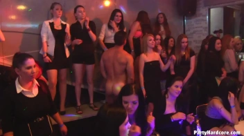 Party Hardcore Gone Crazy Vol. 11 Part 2 - Cam 1 Screencap 76 on www.sinx.com