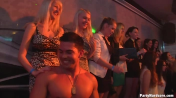 Party Hardcore Gone Crazy Vol. 11 Part 2 - Cam 1 Screencap 9 on www.sinx.com