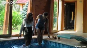 Twins Enjoy A Fully Clothed Splash In The Pool Screencap 12 on www.sinx.com