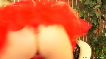 Black And Red Always Look Beautiful Together Screencap 15 on www.sinx.com