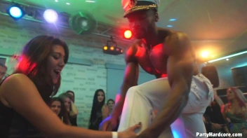 Party Hardcore Gone Crazy Vol. 31 Part 3 - Cam 3 Screencap 100 on www.sinx.com