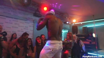 Party Hardcore Gone Crazy Vol. 31 Part 3 - Cam 3 Screencap 74 on www.sinx.com