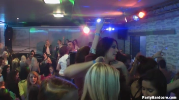 Party Hardcore Gone Crazy Vol. 11 Part 4 - Cam 4 Screencap 12 on www.sinx.com