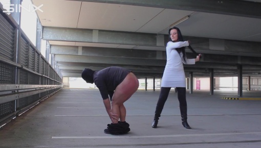 Latest deal - Im Parkhaus ausgepeitscht