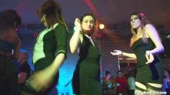 Party Hardcore Gone Crazy Vol. 34 Part 7 - Cam 3 Screencap 107 on www.sinx.com