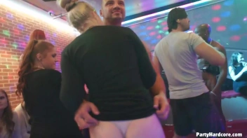 Party Hardcore Gone Crazy Vol. 34 Part 7 - Cam 3 Screencap 71 on www.sinx.com