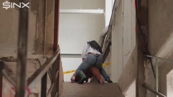 Straponfuck in der alten Fabrik Screencap 20 on www.sinx.com