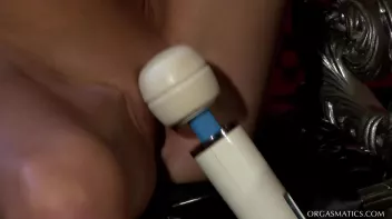 Lesbo Tales From The Dark Side Screencap 71 on www.sinx.com