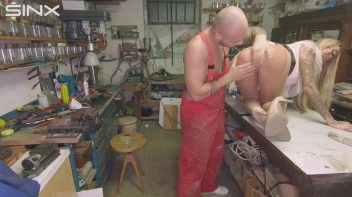 Busty Blonde Daisy Lee Takes Titty Cumshot After Workshop Sex Session Screencap 13 on www.sinx.com