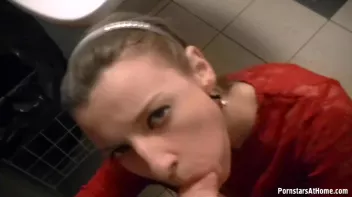 Blowjob Daredevil Takes It To The Park Screencap 64 on www.sinx.com