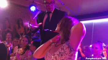 Party Hardcore Gone Crazy Vol. 42 Single Cut: Part 1 - Cam 4 Screencap 32 on www.sinx.com