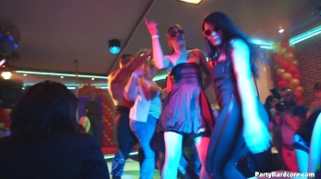 Party Hardcore Gone Crazy Vol. 36 Part 4 - Cam 2 Screencap 93 on www.sinx.com