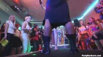 Party Hardcore Gone Crazy Vol. 30 Part 2 - Cam 1 Screencap 48 on www.sinx.com