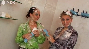 Sugar Coated Sploshing Sluts Screencap 43 on www.sinx.com