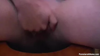 Brits Piss Best Screencap 28 on www.sinx.com