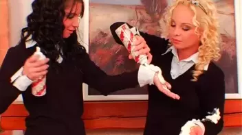 CATHOLIC SCHOOL BABES RULE! Screencap 15 on www.sinx.com