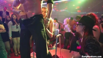 Party Hardcore Gone Crazy Vol. 34 Part 5 - Cam 2 Screencap 96 on www.sinx.com