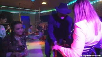 Party Hardcore Gone Crazy Vol. 34 Part 5 - Cam 2 Screencap 15 on www.sinx.com