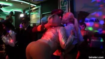 Airbang Alliance Part 1 - Cam 3 Screencap 9 on www.sinx.com