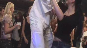 Party Hardcore Vol. 33 Part 2 - Main edit Screencap 56 on www.sinx.com